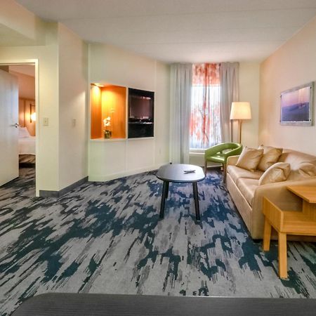 Fairfield Inn By Marriott Хейзълтън Екстериор снимка