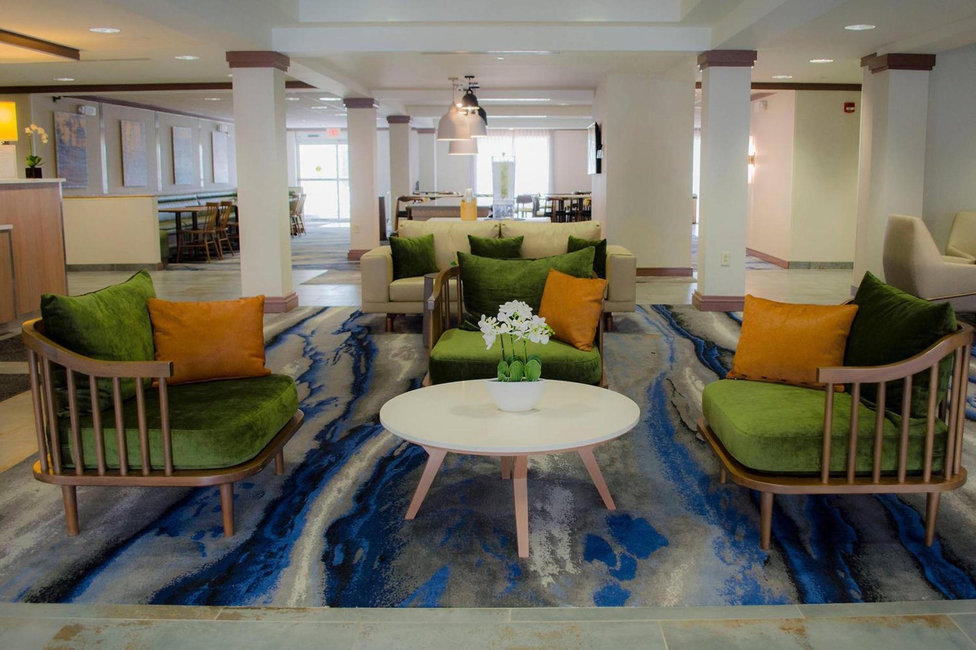 Fairfield Inn By Marriott Хейзълтън Екстериор снимка